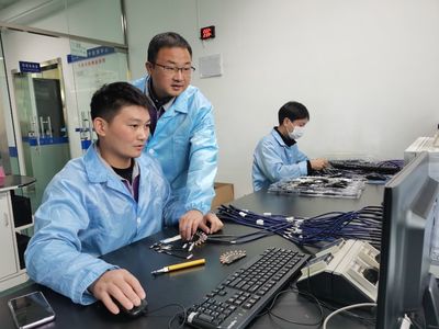 奮斗研發(fā)路 勇向高峰行 電子產(chǎn)品技術(shù)研發(fā)的挑戰(zhàn)與突破